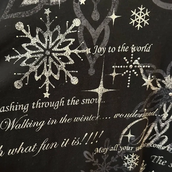 Holiday theme Catherine’s long sleeve top. 3x - Picture 2 of 3